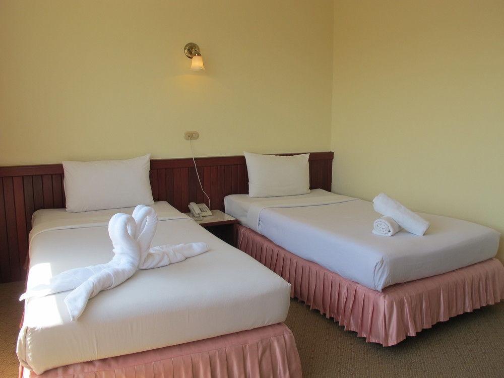 Chumphon Palace Hotel מראה חיצוני תמונה