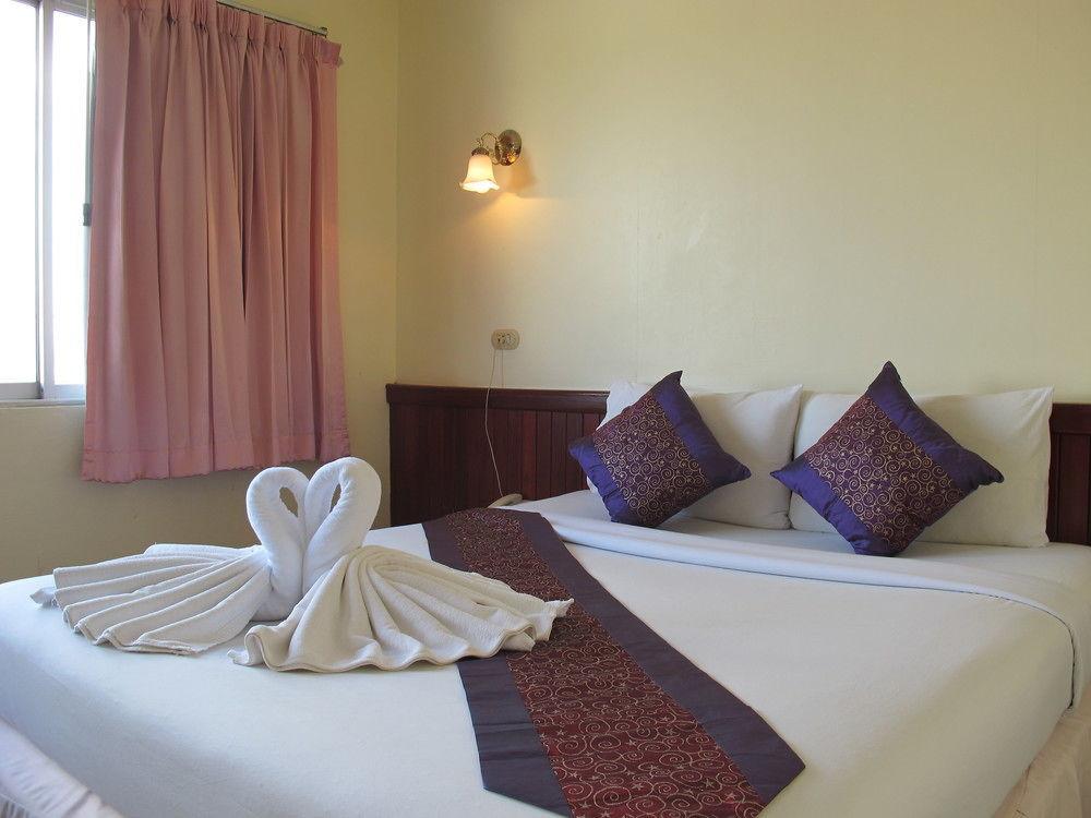 Chumphon Palace Hotel מראה חיצוני תמונה