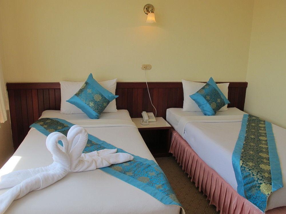 Chumphon Palace Hotel מראה חיצוני תמונה