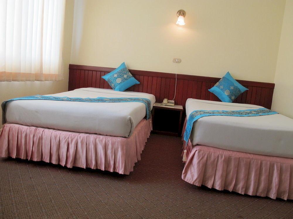 Chumphon Palace Hotel מראה חיצוני תמונה