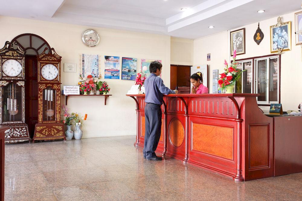 Chumphon Palace Hotel מראה חיצוני תמונה