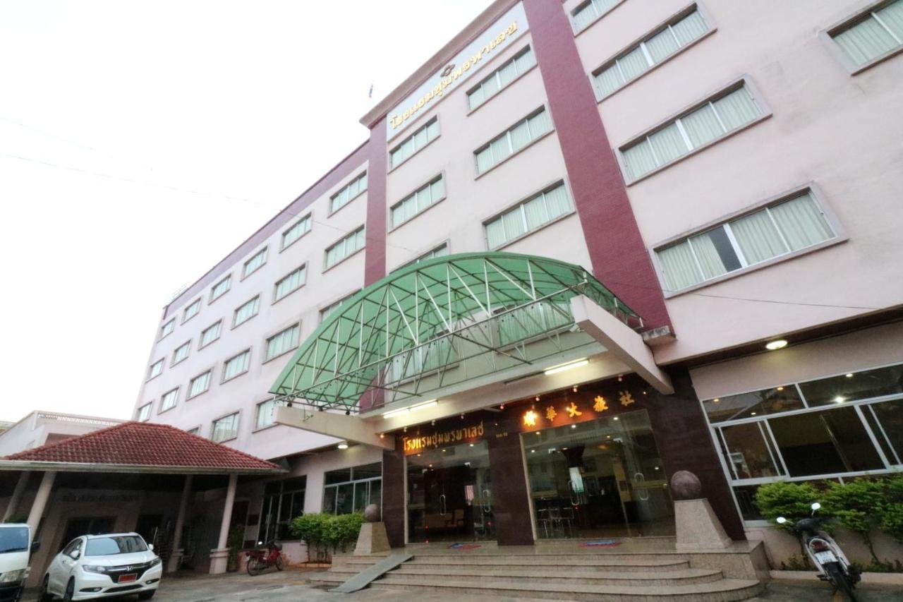 Chumphon Palace Hotel מראה חיצוני תמונה